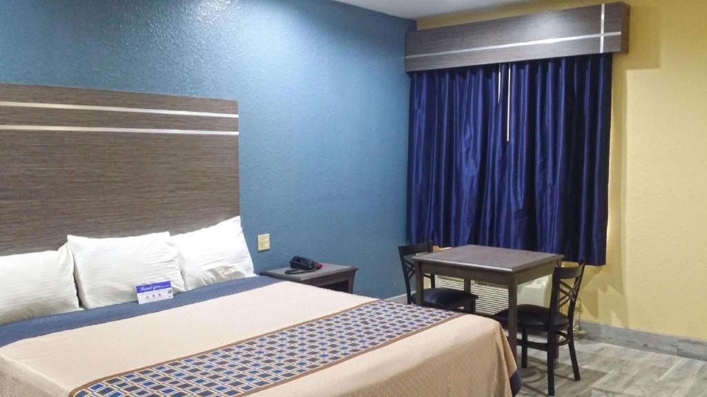 Americas Best Value Inn & Suites Northeast Houston Exteriér fotografie